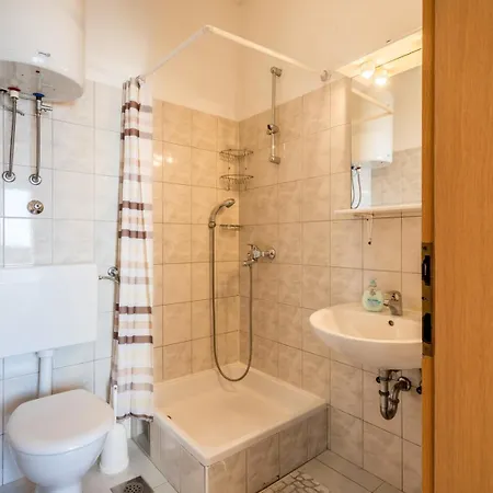 Apartment Apartments With A Parking Space Baska Voda, Makarska - 301 *