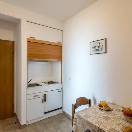 Apartments With A Parking Space Baska Voda, Makarska - 301