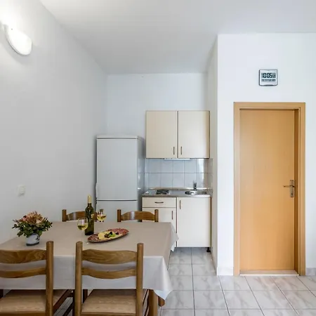 Apartments With A Parking Space Baska Voda, Makarska - 301 Baska Voda