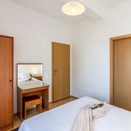 Apartment Apartments With A Parking Space Baska Voda, Makarska - 301 Baska Voda